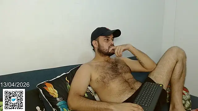 holegape online show from April 14, 1:33 am