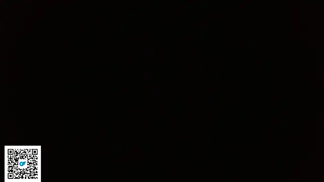 holegape online show from April 29, 8:15 pm