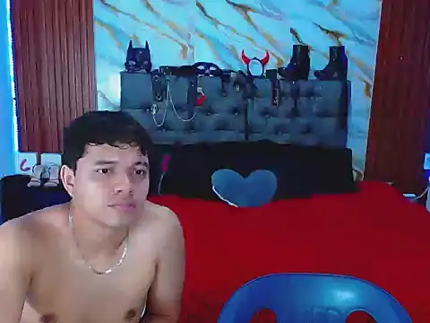 Meryandcris online show from December 16, 6:29 am