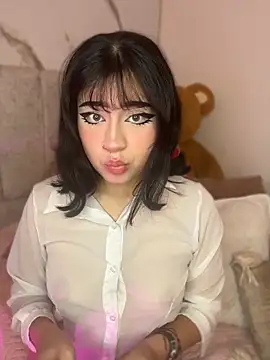 Snapshot of Kattie_sweet1 chatting on May 6, 1:05 pm Kattie sweet1 online show from May 6, 1:05 pm