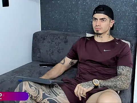  mrcock   online show from February 19, 2:29 am