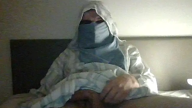 Snapshot of poeperke2830 chatting on November 27, 3:30 am poeperke2830 online show from November 27, 3:30 am