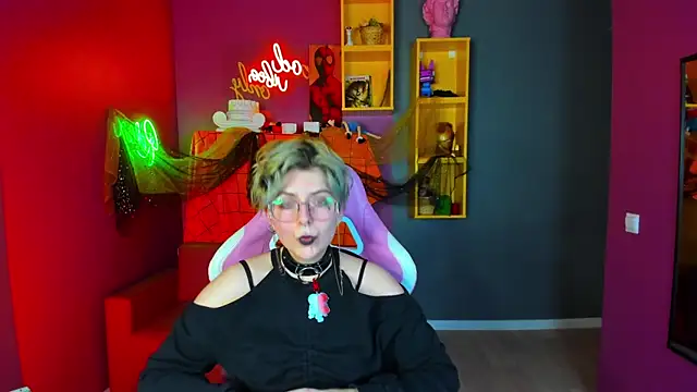 Spider Arti online show from November 26, 2:29 pm