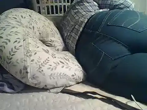 Snapshot of xxxenzo1 chatting on March 30, 10:44 pm xxxenzo1 online show from March 30, 10:44 pm