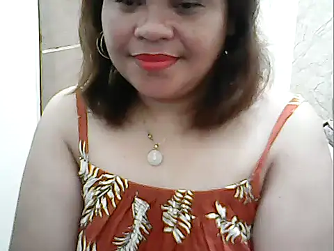 cutechubby online show from January 19, 11:47 am