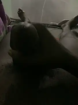 Snapshot of Azert2202 chatting on February 14, 4:42 am Azert2202 online show from February 14, 4:42 am