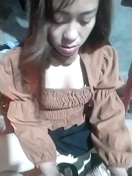 tieutam122 online show from January 8, 11:07 pm