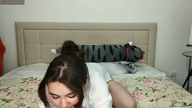 ArianeRandy online show from March 17, 3:04 pm