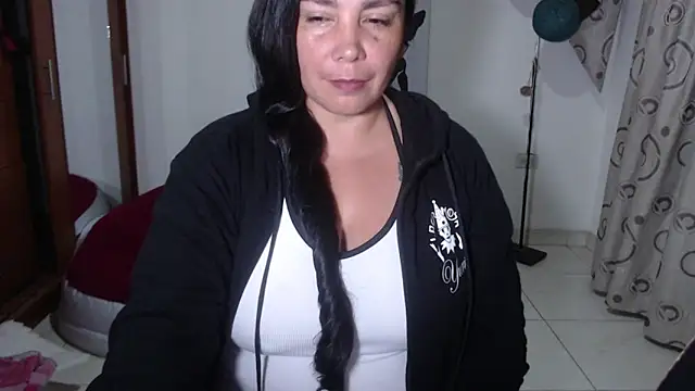 vivian-milf online show from February 26, 1:59 am