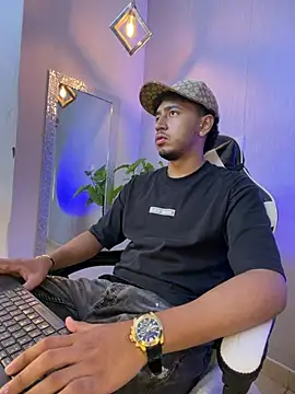 Brand Collins online show from May 7, 12:43 pm