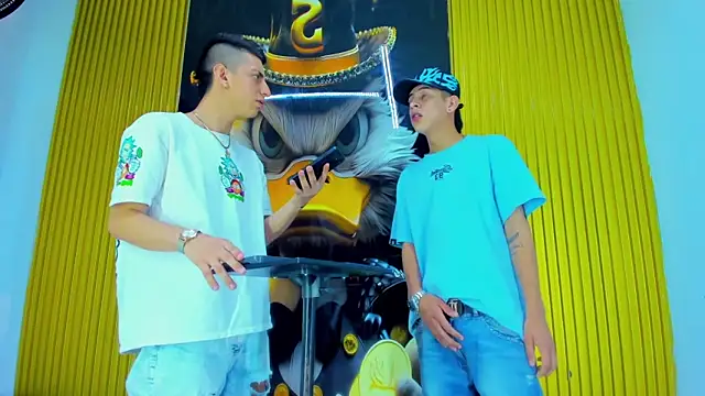 twink scott  online show from December 19, 8:38 pm