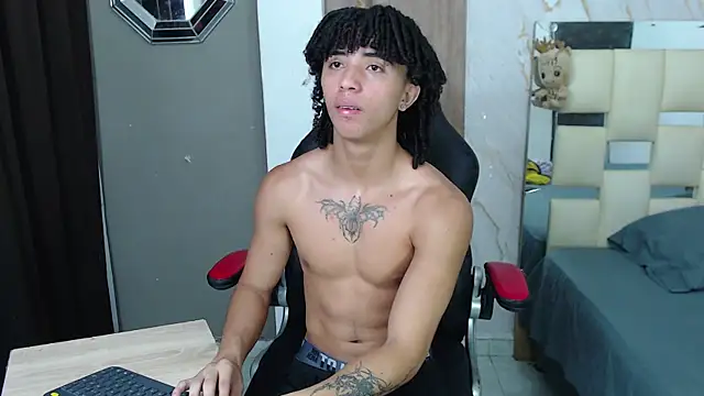 kim curlyy online show from May 5, 1:08 pm