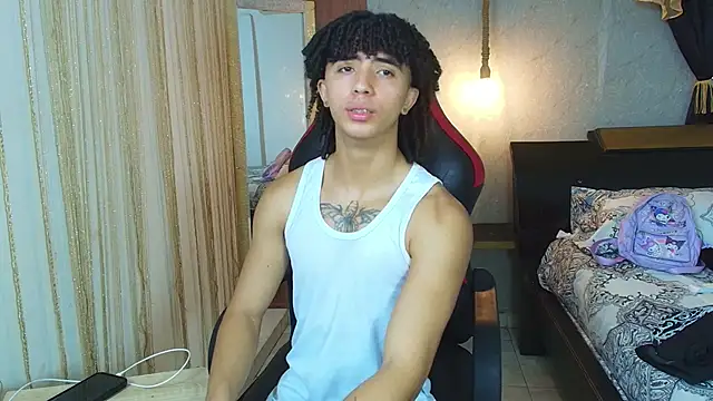 kim curlyy online show from May 18, 2:56 pm