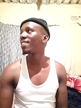 Snapshot of KwaBhebhelicious chatting on February 14, 7:43 pm KwaBhebhelicious online show from February 14, 7:43 pm