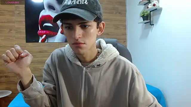 Michaelkoiv online show from December 4, 12:25 pm