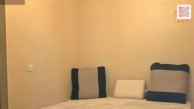 Snapshot of AlexaLurexx chatting on March 15, 2:12 pm AlexaLurexx online show from March 15, 2:12 pm