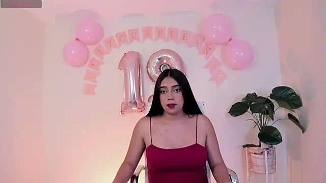 Snapshot of luna_cute__ chatting on February 20, 8:20 pm luna cute online show from February 20, 8:20 pm