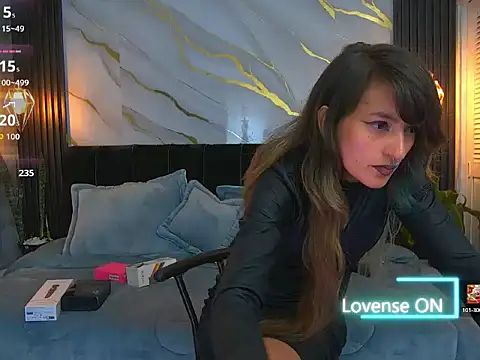 Snapshot of Dark_Dominika chatting on April 7, 12:11 am Dark Dominika online show from April 7, 12:11 am