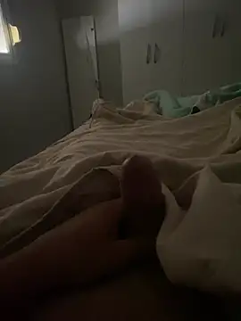 Snapshot of MatiG2323 chatting on April 14, 4:57 pm MatiG2323 online show from April 14, 4:57 pm