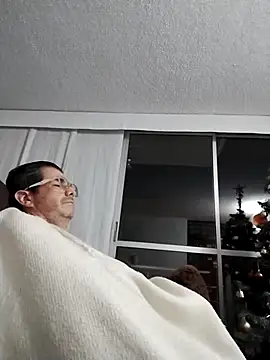 Fuegosutil online show from January 9, 5:10 am