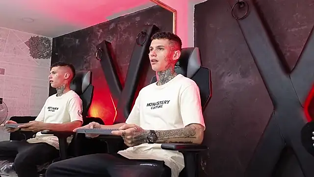 Paulo 527 online show from December 18, 9:10 pm