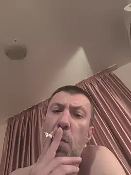 Snapshot of w1cked_couple chatting on March 19, 4:33 pm w1cked couple online show from March 19, 4:33 pm