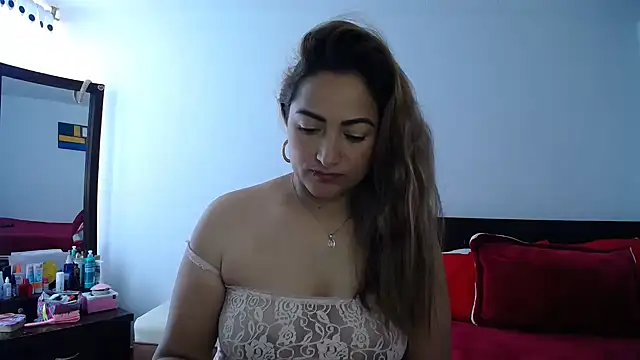 ximenaxcite19 online show from April 8, 1:33 pm