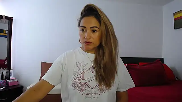 Snapshot of ximenaxcite19 chatting on April 13, 12:32 pm ximenaxcite19 online show from April 13, 12:32 pm