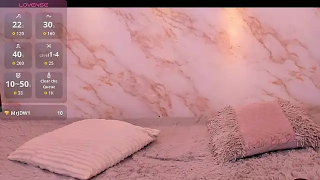 Snapshot of Dakota_ferreti_ chatting on February 27, 12:27 pm Dakota ferreti online show from February 27, 12:27 pm