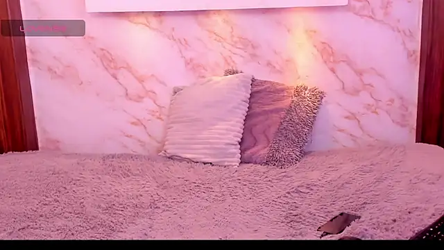 Snapshot of Dakota_ferreti_ chatting on March 26, 1:01 am Dakota ferreti online show from March 26, 1:01 am