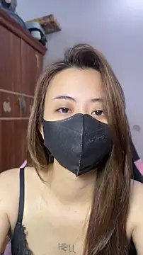 Lunamoon68 online show from June 13, 4:32 am