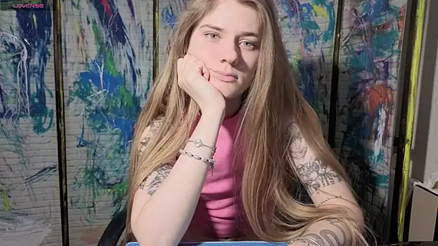 Adell Love online show from May 10, 3:28 pm