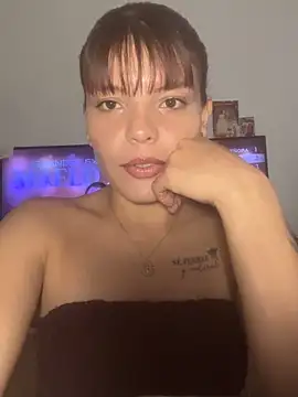 Zoe mayers online show from May 11, 2:23 pm