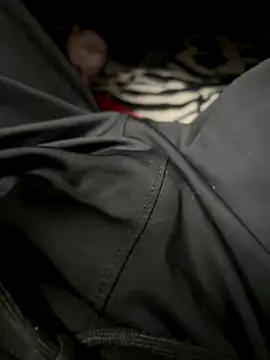 Snapshot of your_playboy_00 chatting on December 18, 7:42 pm your playboy 00 online show from December 18, 7:42 pm