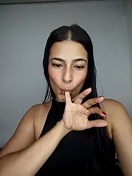 DARKJOLIE7 online show from March 29, 8:20 pm