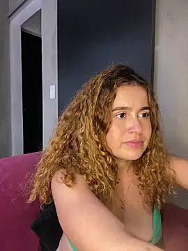 triz prado online show from February 21, 1:28 am