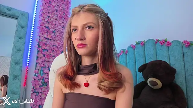 Snapshot of Ash_20_ chatting on January 8, 3:14 pm Ash 20 online show from January 8, 3:14 pm