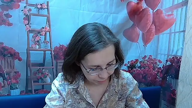 Snapshot of DaisyEdit chatting on March 1, 6:04 am DaisyEdit online show from March 1, 6:04 am