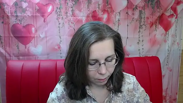 Snapshot of DaisyEdit chatting on March 21, 6:18 am DaisyEdit online show from March 21, 6:18 am