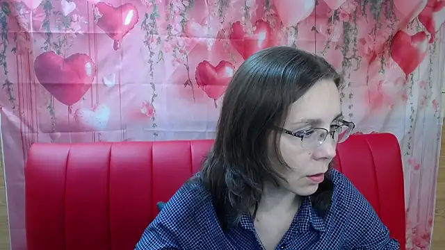 Snapshot of DaisyEdit chatting on March 22, 6:17 am DaisyEdit online show from March 22, 6:17 am