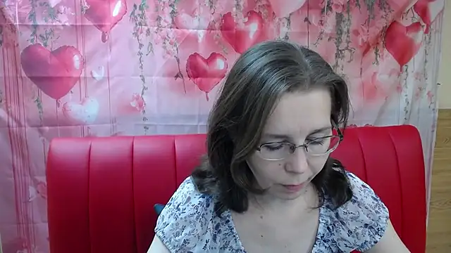 Snapshot of DaisyEdit chatting on March 28, 6:13 am DaisyEdit online show from March 28, 6:13 am