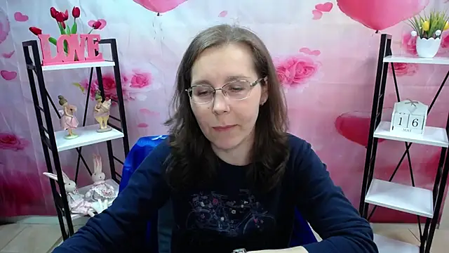 Snapshot of DaisyEdit chatting on May 16, 10:36 am DaisyEdit online show from May 16, 10:36 am