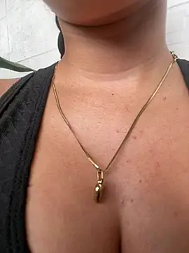 ZoeyFierce online show from July 27, 8:05 pm
