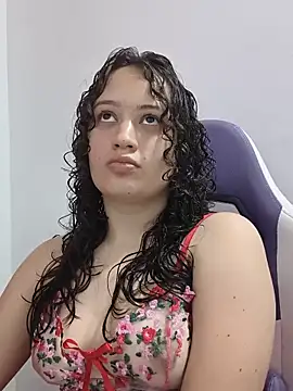 Alana 444 online show from May 19, 3:35 am