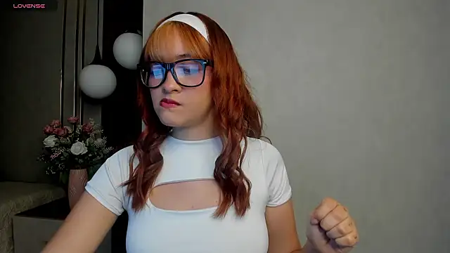 AliceHills  online show from January 16, 12:42 pm