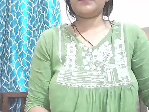 Muskan4156 online show from May 26, 7:48 am