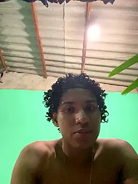 Snapshot of nvh18Aklzim chatting on January 9, 5:32 am nvh18Aklzim online show from January 9, 5:32 am