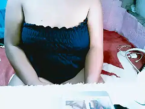 Snapshot of FlorMoreno_Palangga chatting on December 4, 9:40 am FlorMoreno Palangga online show from December 4, 9:40 am