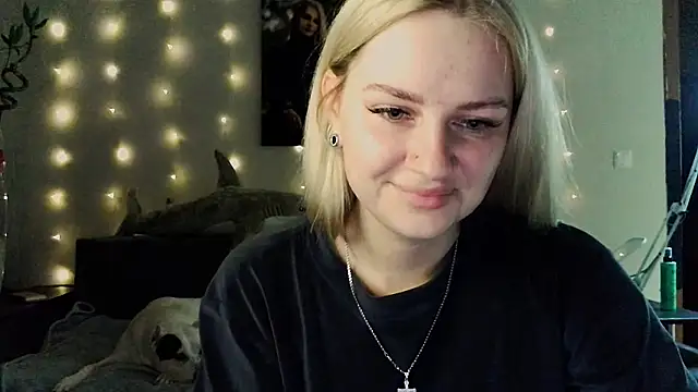 Whitehex666 online show from December 2, 3:40 pm