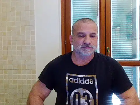 Snapshot of Mauro7788 chatting on March 27, 10:48 am Mauro7788 online show from March 27, 10:48 am